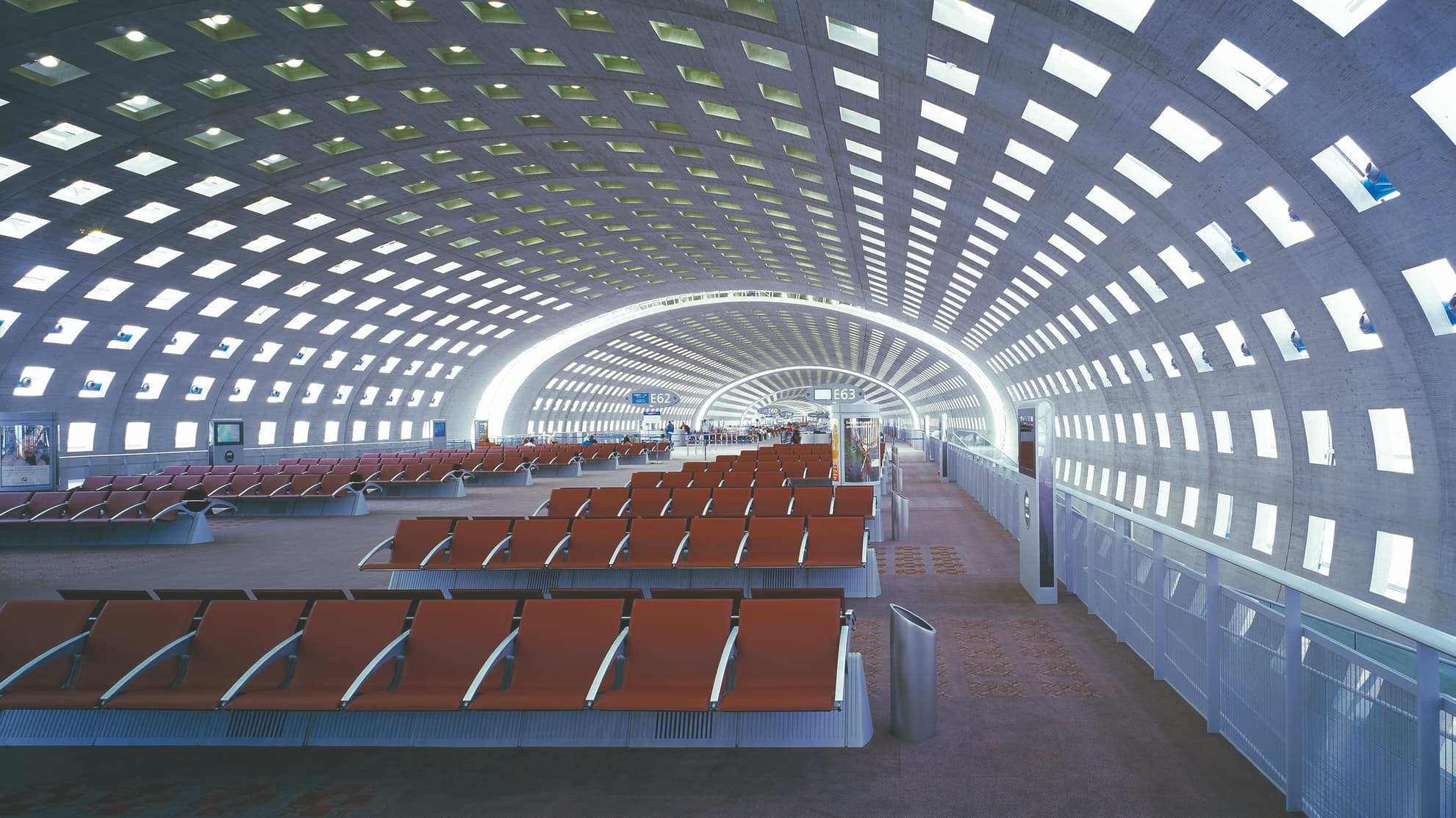 Charles de Gaulle Airport - Paris
